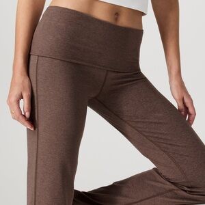 Vuori Chocolate Milk Heather foldover pant